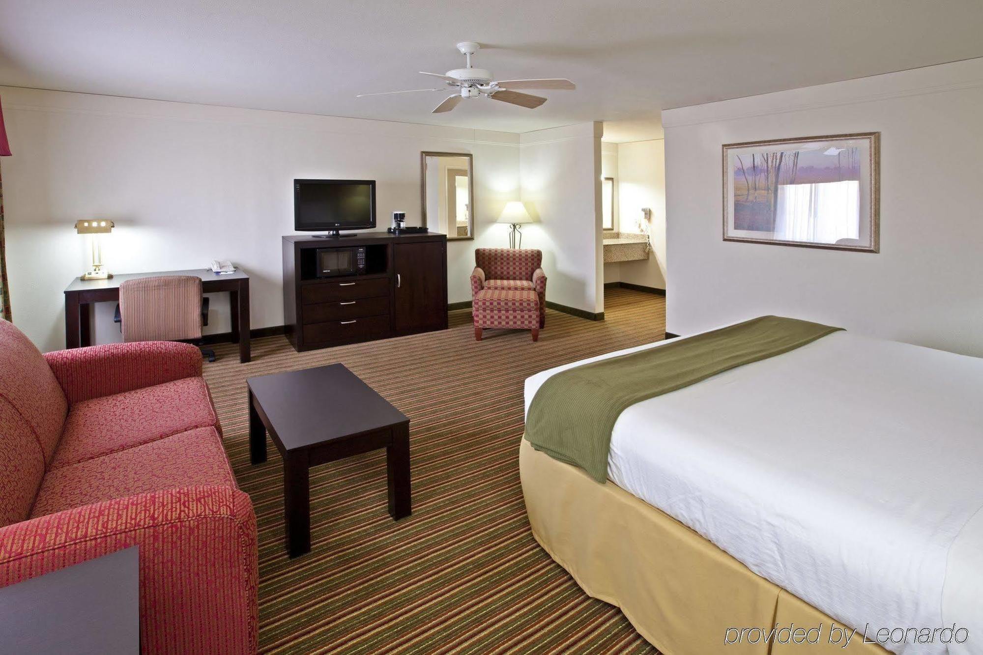 Baymont By Wyndham Litchfield Hotel Ruang foto